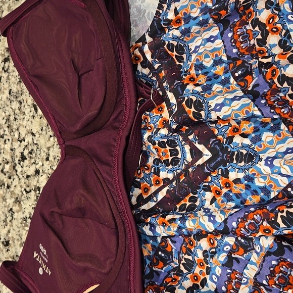 ATHLETA MARRAKESH TANKINI SWIM TOP. SIZE 32 D/DD - Picture 7 of 10